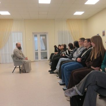 «В человеке все должно быть прекрасно: и лицо, и одежда ….»